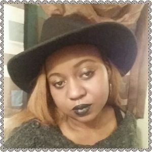 Meet your Posher, Marsha